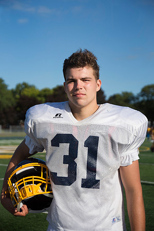 BNH_170811_SHSFootball_6
